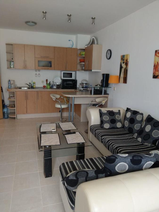 Cozy Apartment By The Sea Равда Екстериор снимка
