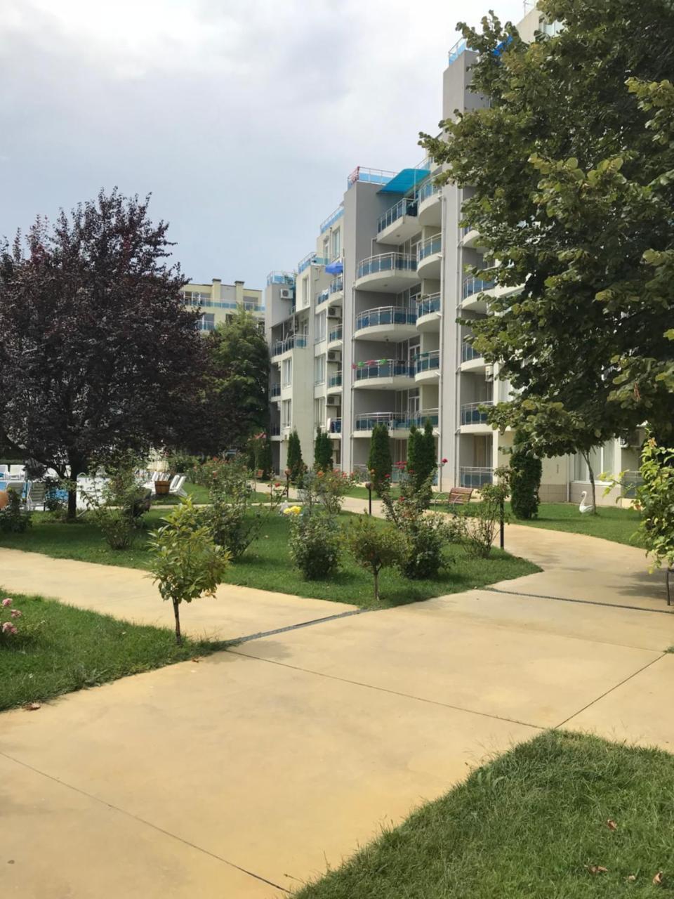 Cozy Apartment By The Sea Равда Екстериор снимка