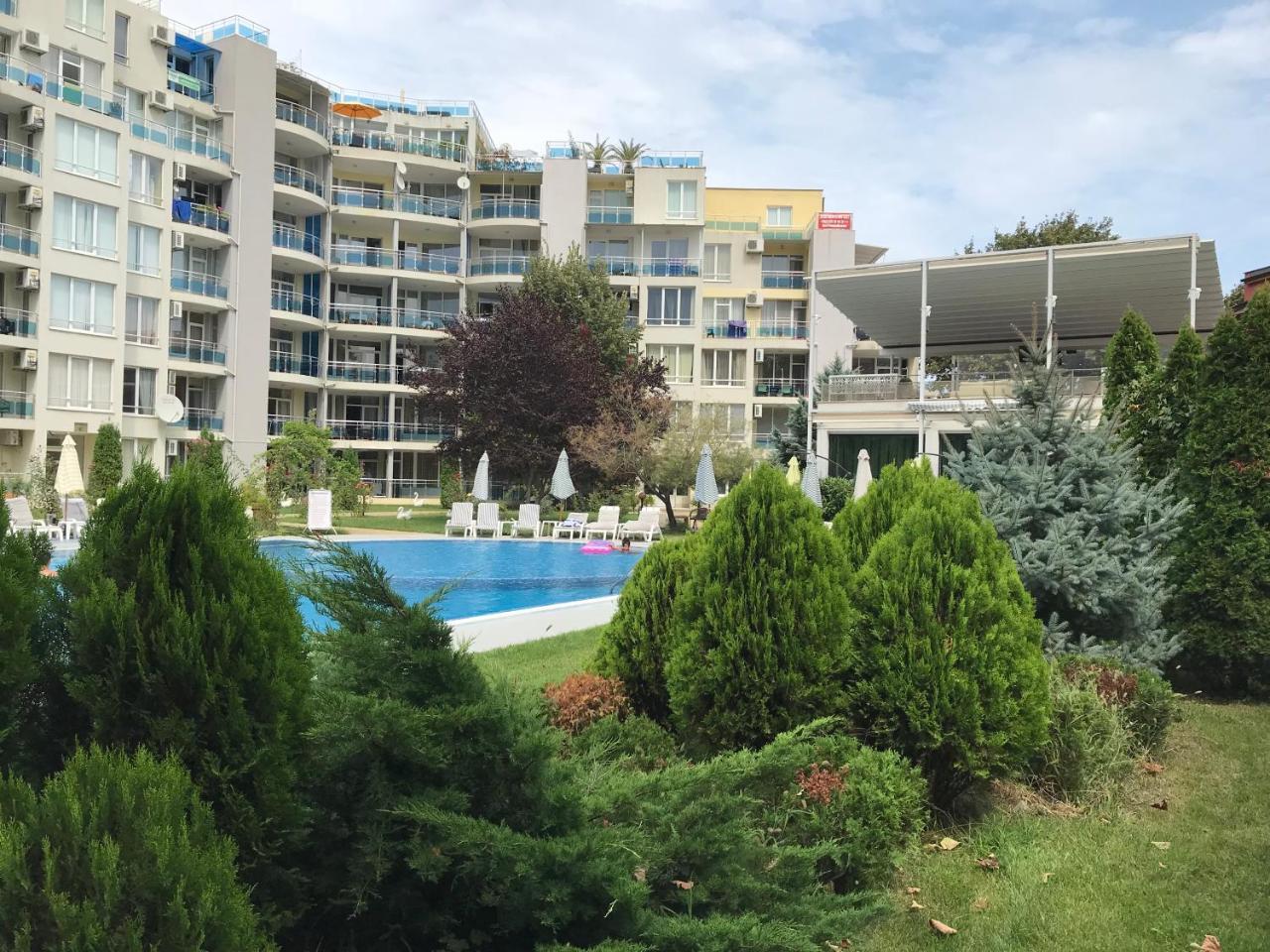 Cozy Apartment By The Sea Равда Екстериор снимка